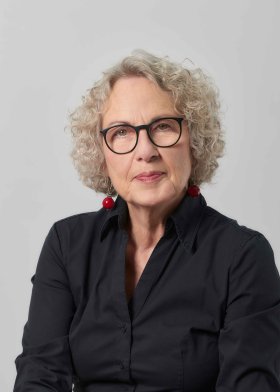 Helga Becker Helga Becker